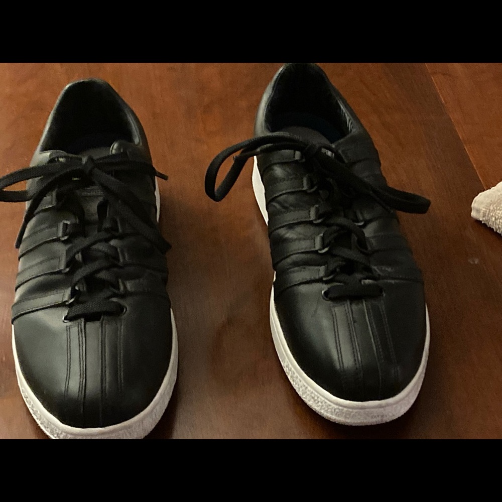 11.5 men’s black kswiss shoes